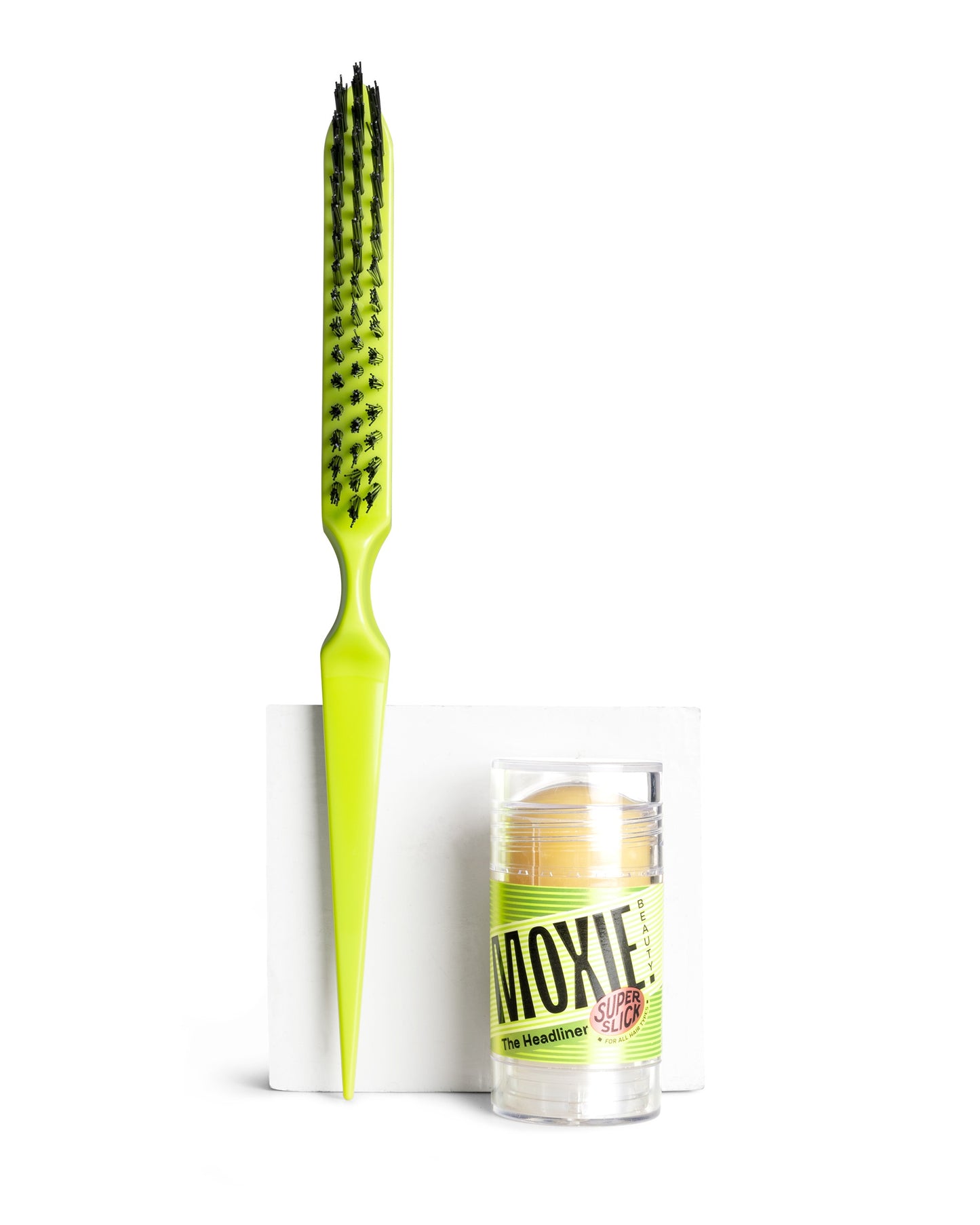 Moxie Beauty Headliner and Finisher Duo product texture and consistency closeup